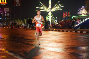 BIB: 096
                            <button type="button" onclick="openModal(16128212)" class="btn btn-primary btn-sm float-right btn-popup" data-toggle="modal" data-target=".modal-high-quality">
                        <i class="fas fa-shopping-cart"></i> Add to Cart
                    </button>
                                            <button type="button" onclick="isThisMe(16128212, true)" class="btn btn-success btn-sm float-right btn-popup btn-isme hidden" data-toggle="tooltip" data-placement="bottom" title="นี่คือรูปของคุณใช่ไหม คลิกที่นี่เพื่อเอาเข้าอัลบั้ม">
                        <i class="fas fa-plus"></i> Add to album
                    </button>
                    <button type="button" onclick="isThisMe(16128212, false)" class="btn btn-warning btn-sm float-right btn-popup btn-isnotme hidden">
                        <i class="fas fa-ban"></i> Remove from album
                    </button>